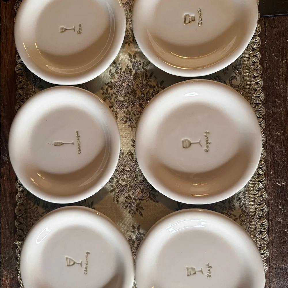 6 Williams Sonoma 6 inch appetizer plates